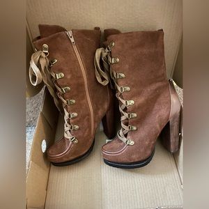 🔥Sale! Charles David Boots 👢 👢😍